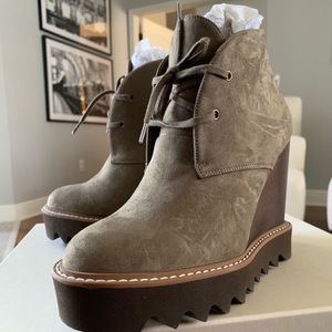Stella McCartney Booties condition like new!